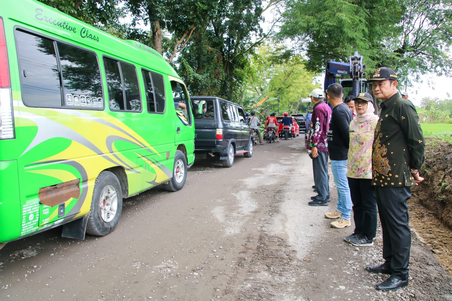 Bupati Lamongan Periksa Kondisi Jalan dan Palang Pintu Kereta Api