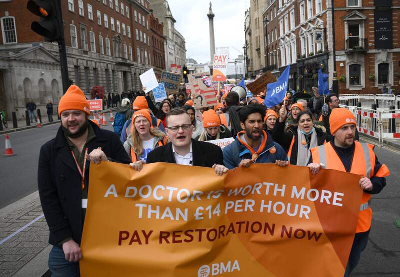 Dokter Mogok Kerja Massal, Layanan Kesehatan di Inggris Tersendat
