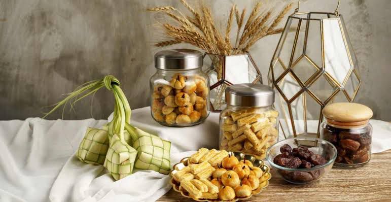 Sajian kue kering saat lebaran sudah jadi tradisi