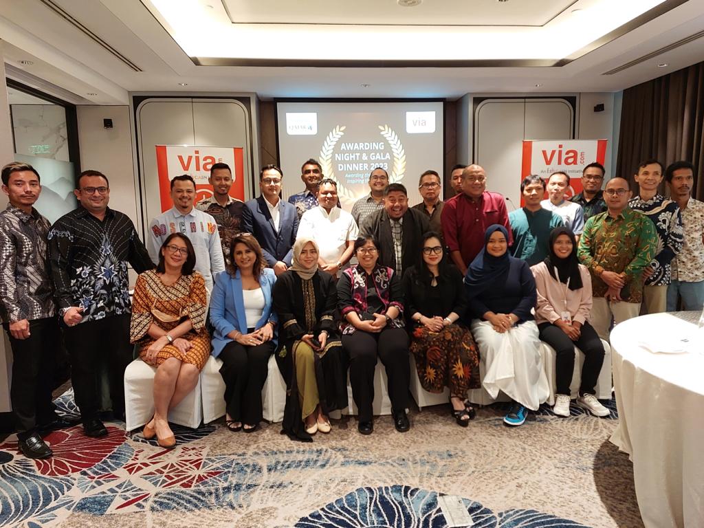Via.com Indonesia menggelar event Awarding Night & Gala Dinner di Jakarta, pada Senin (10/4).