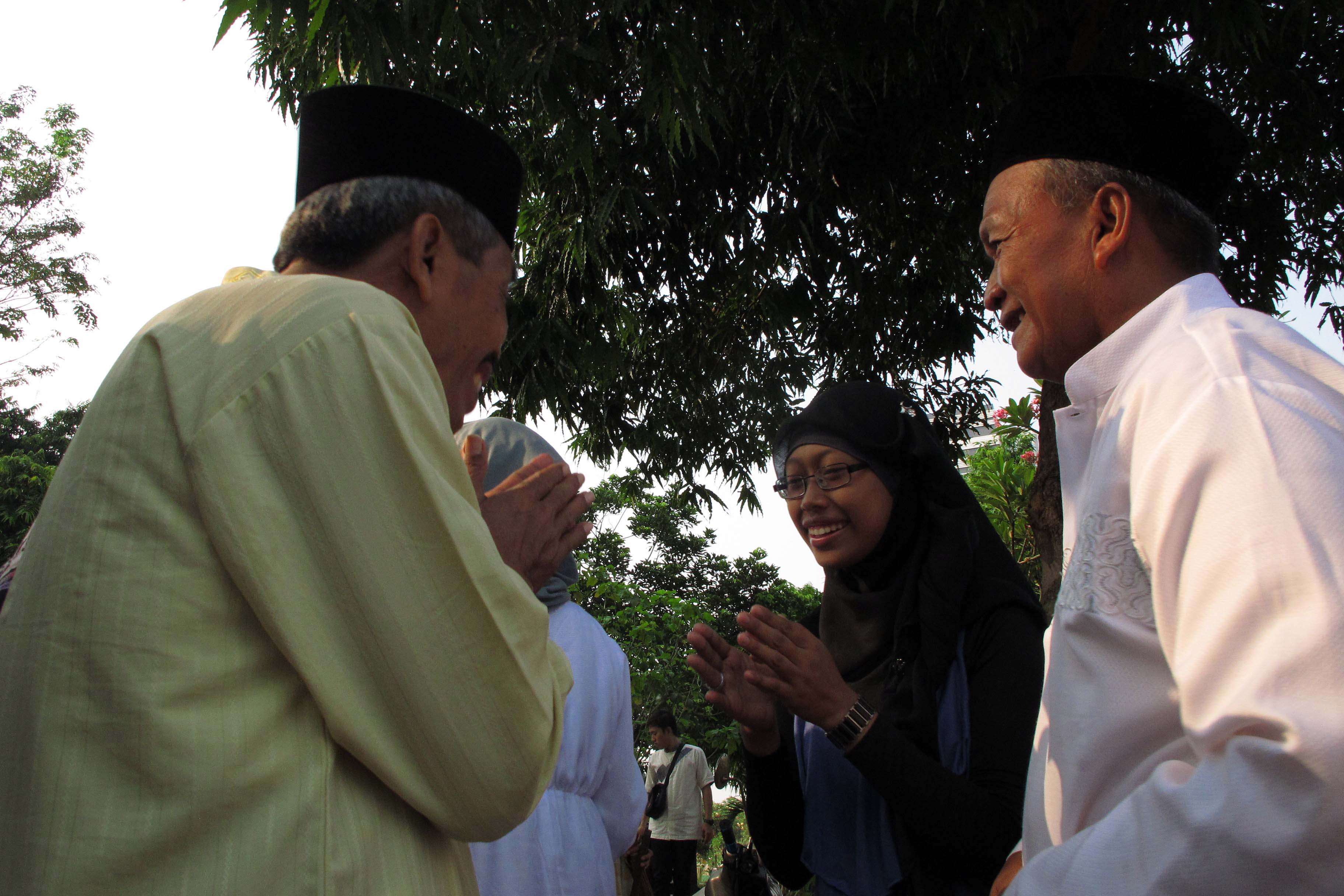 Ilustrasi bermaaf=maafan saat Idulfiti