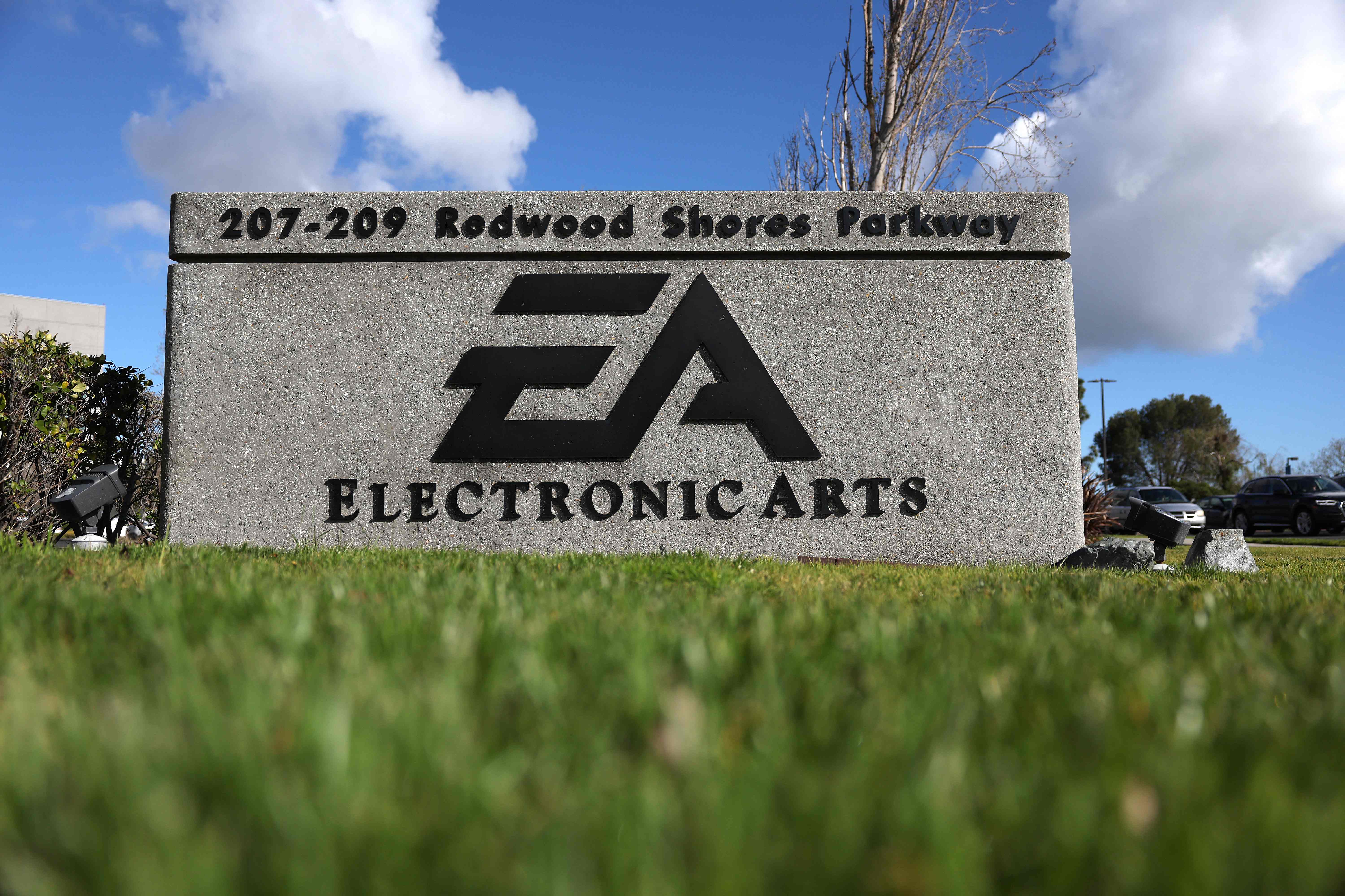 Plang Kantor Perusahaan Gim Electronic Arts
