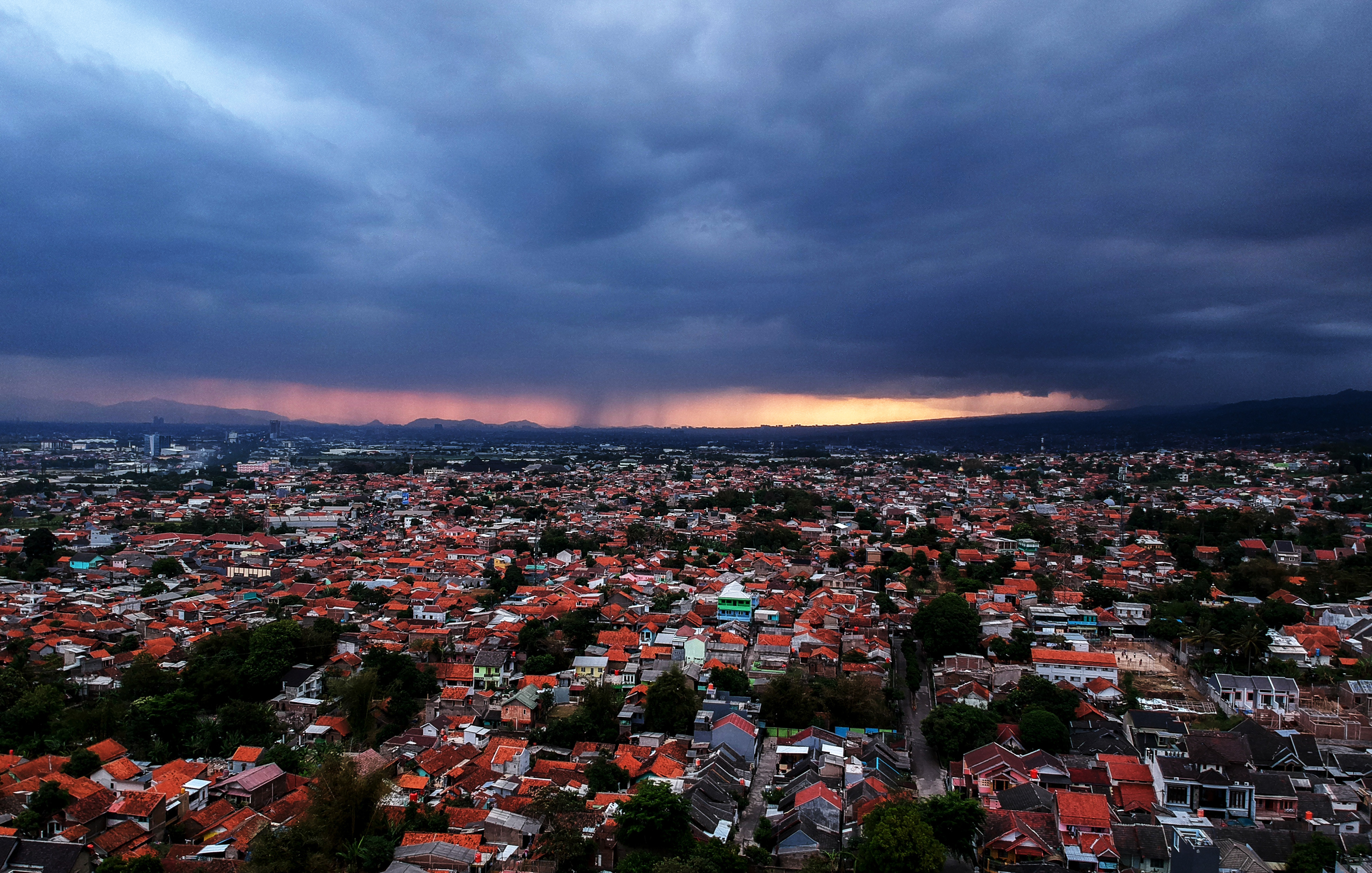 BMKG Ingatkan Warga Bandung Waspada Banjir Bandang