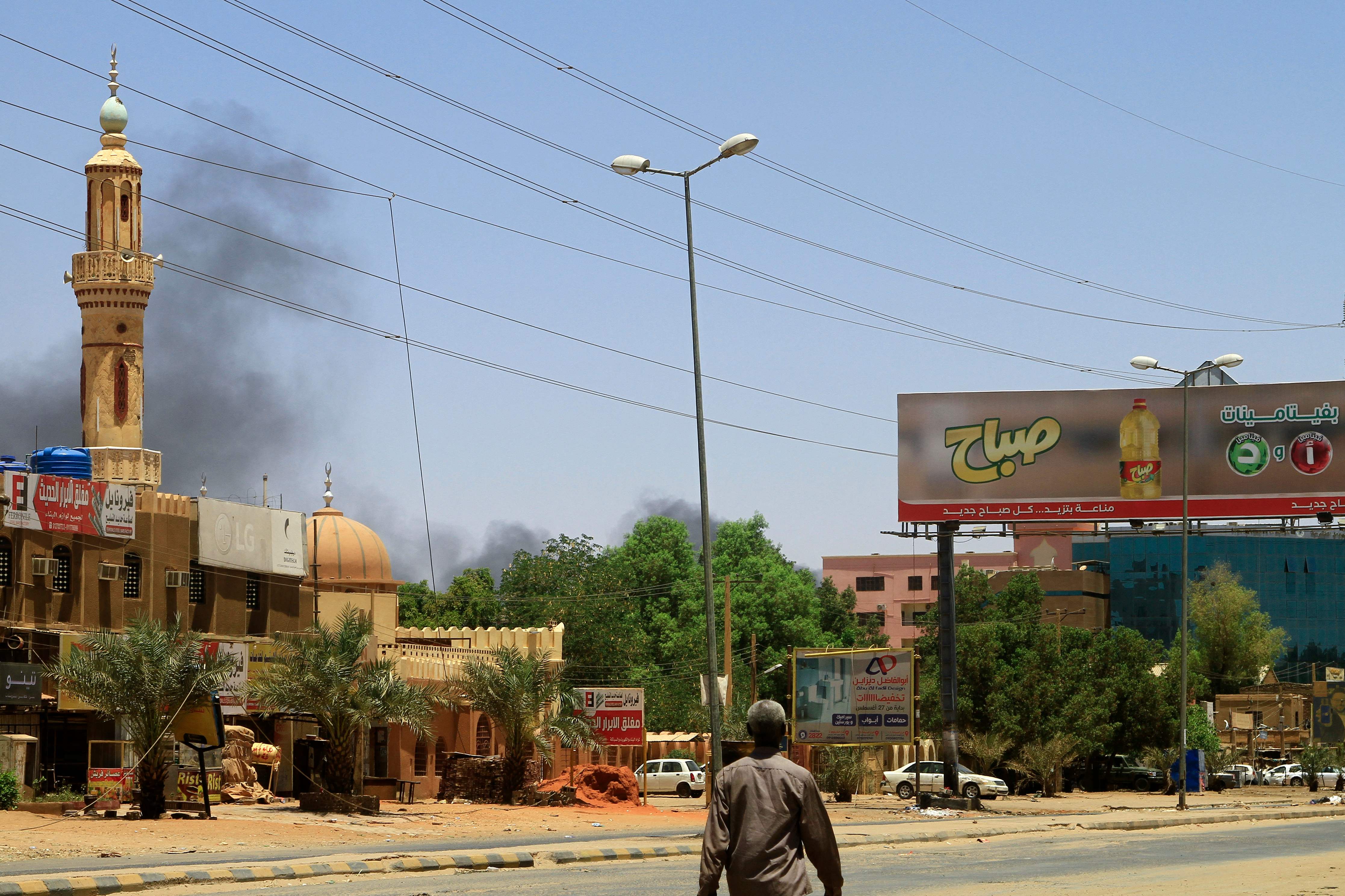 Suasana kota Khartoum, Sudan, Rabu (19/4).