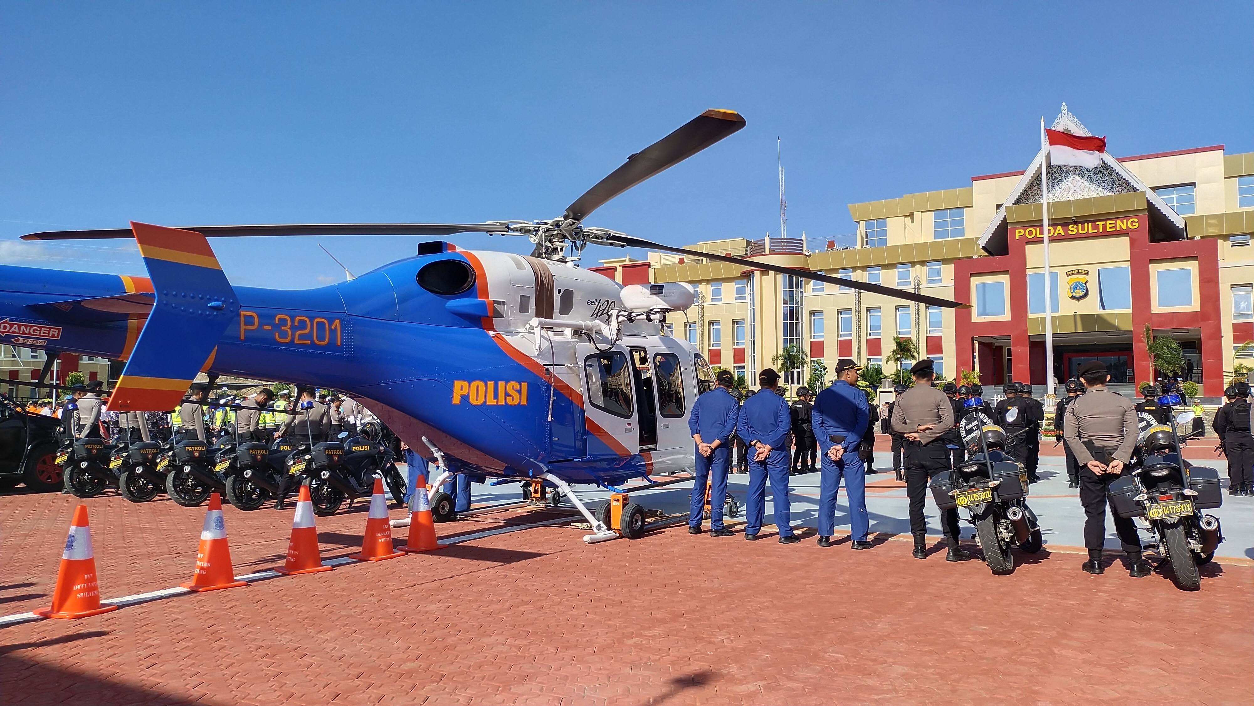 Apel pasukan pengamanan Lebaran di kantor Polda Sulawesi Tengah