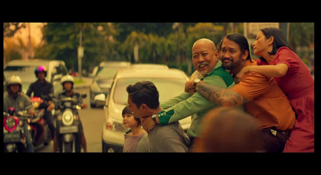 Falcon Pictures telah merilis teaser film ‘Hello Ghost’ pada Selasa (11/4) di platform-platform resmi mereka