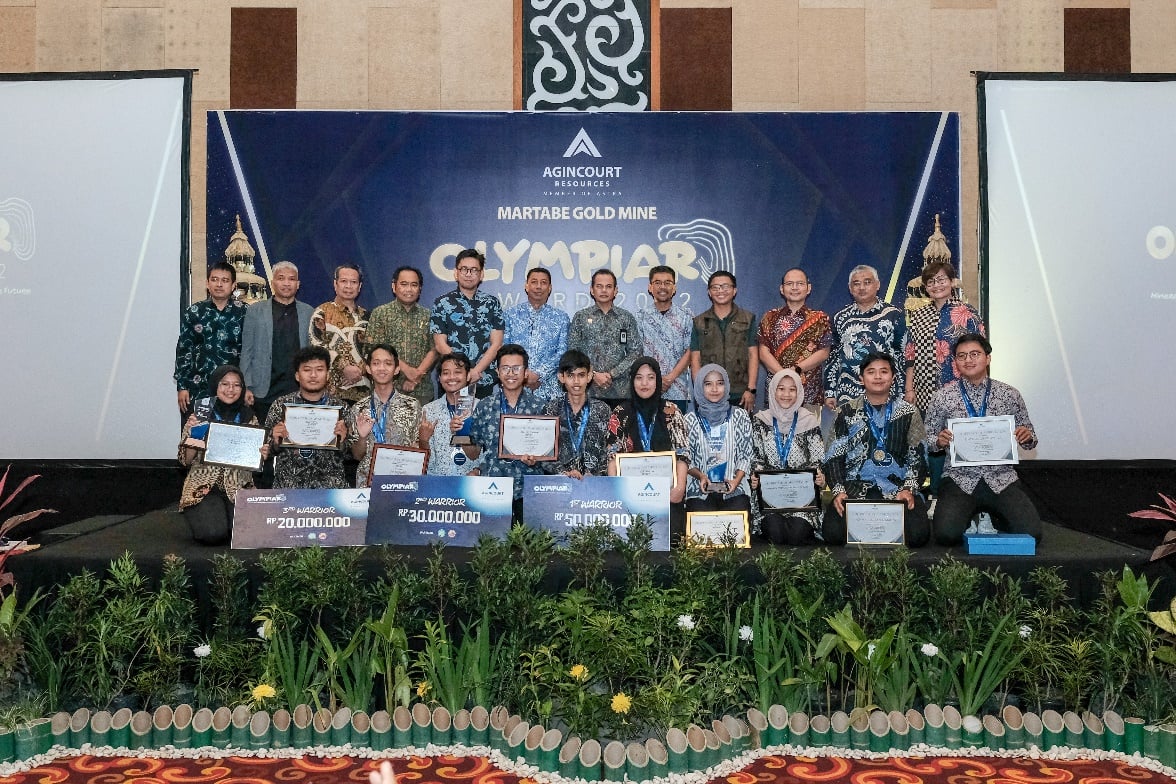 Para pemenang OlympiAR 2022 yang diselenggarakan Agincourt Resources.