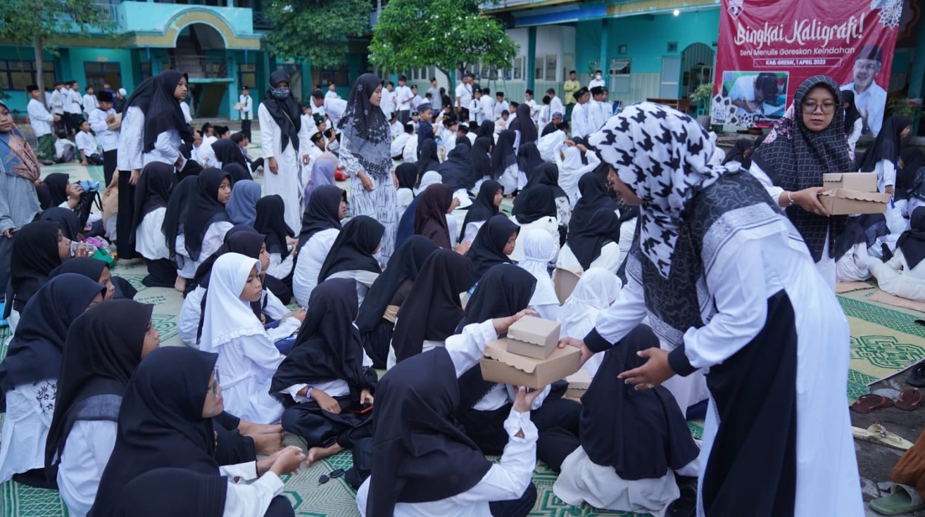 Kegiatan Sahabat Ganjar di Gresik