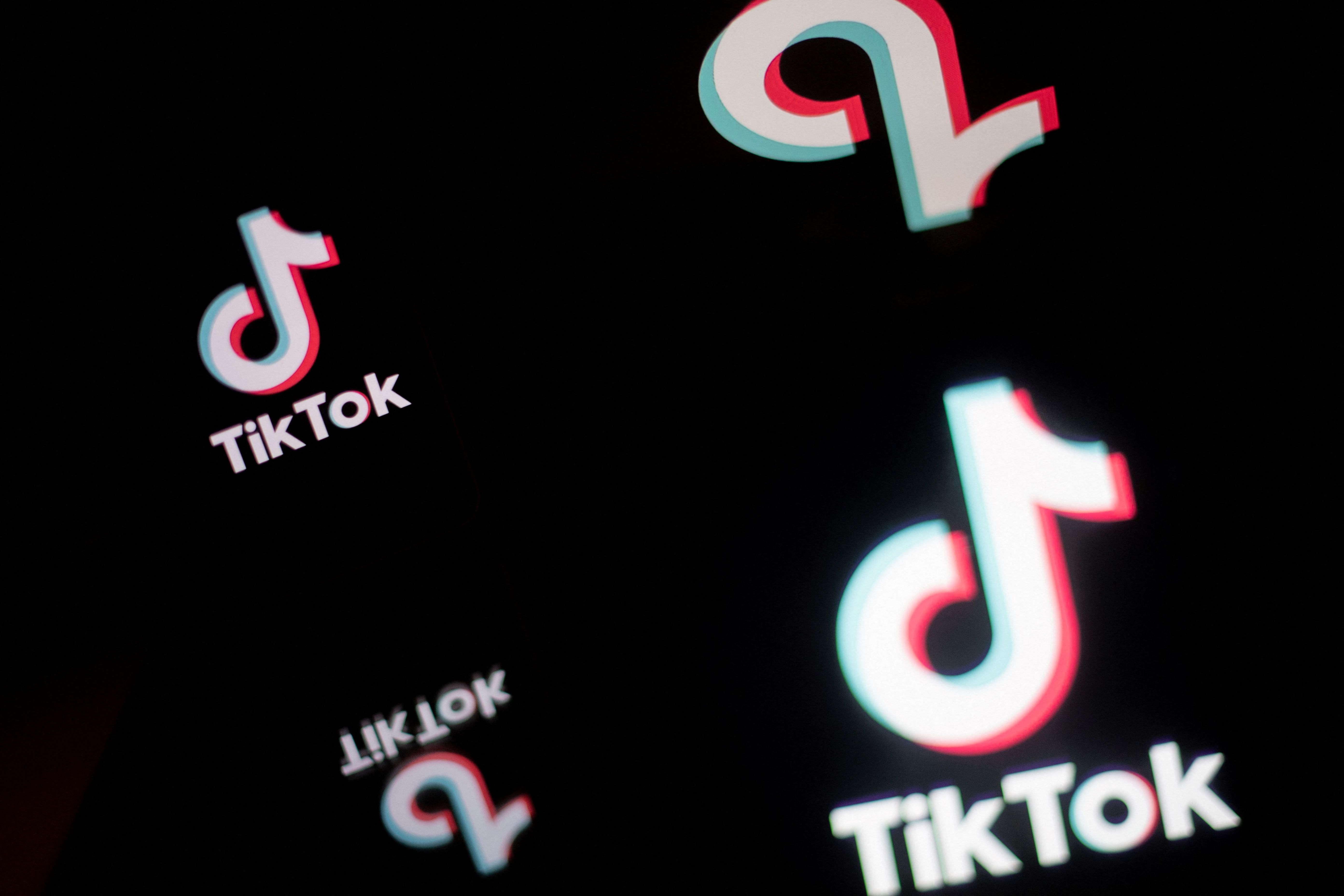 Pengguna TikTok sering kali menggunakan bahasa gaul yang tidak biasa