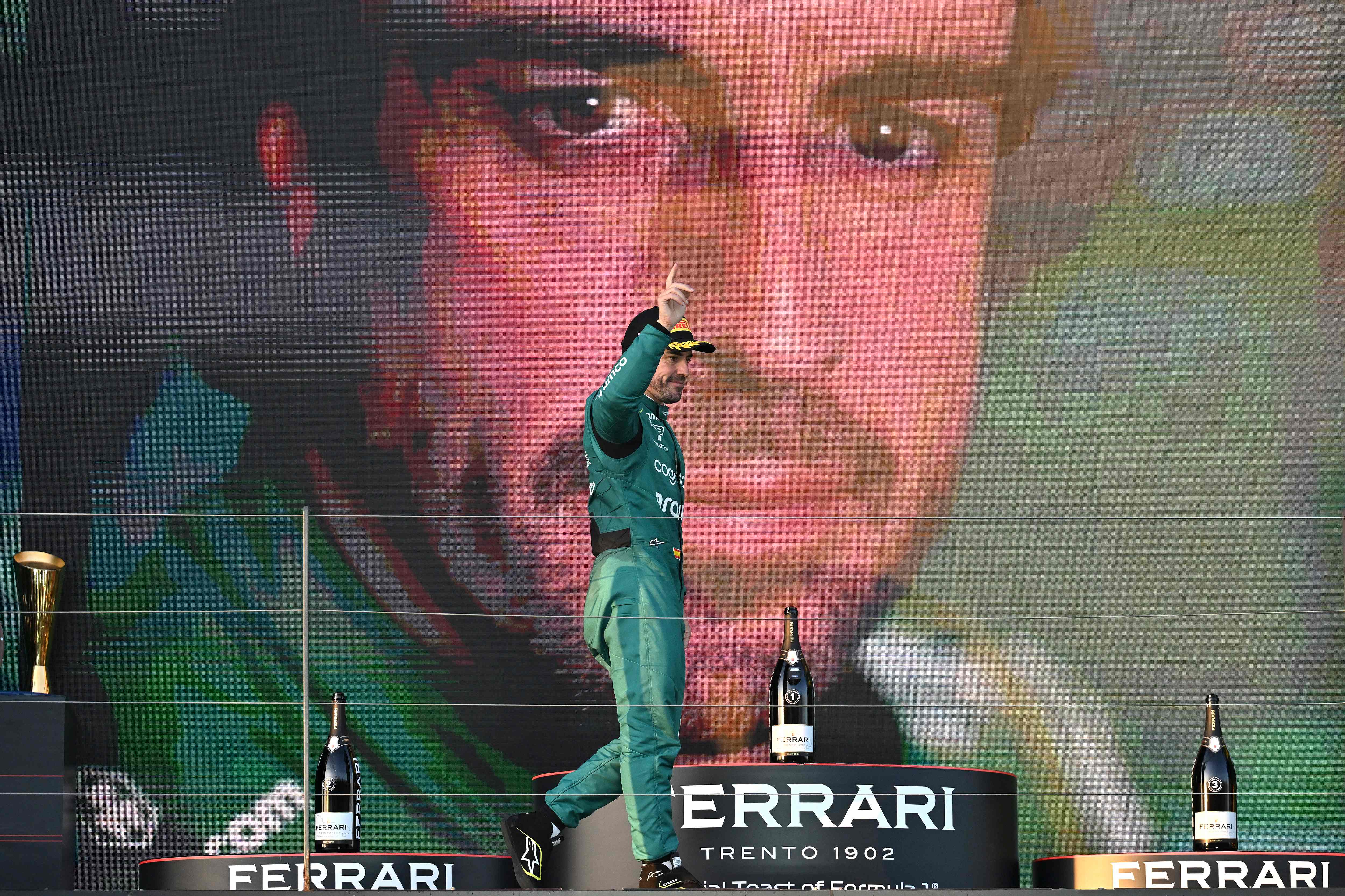 Pembalap Aston Martin Fernando Alonso