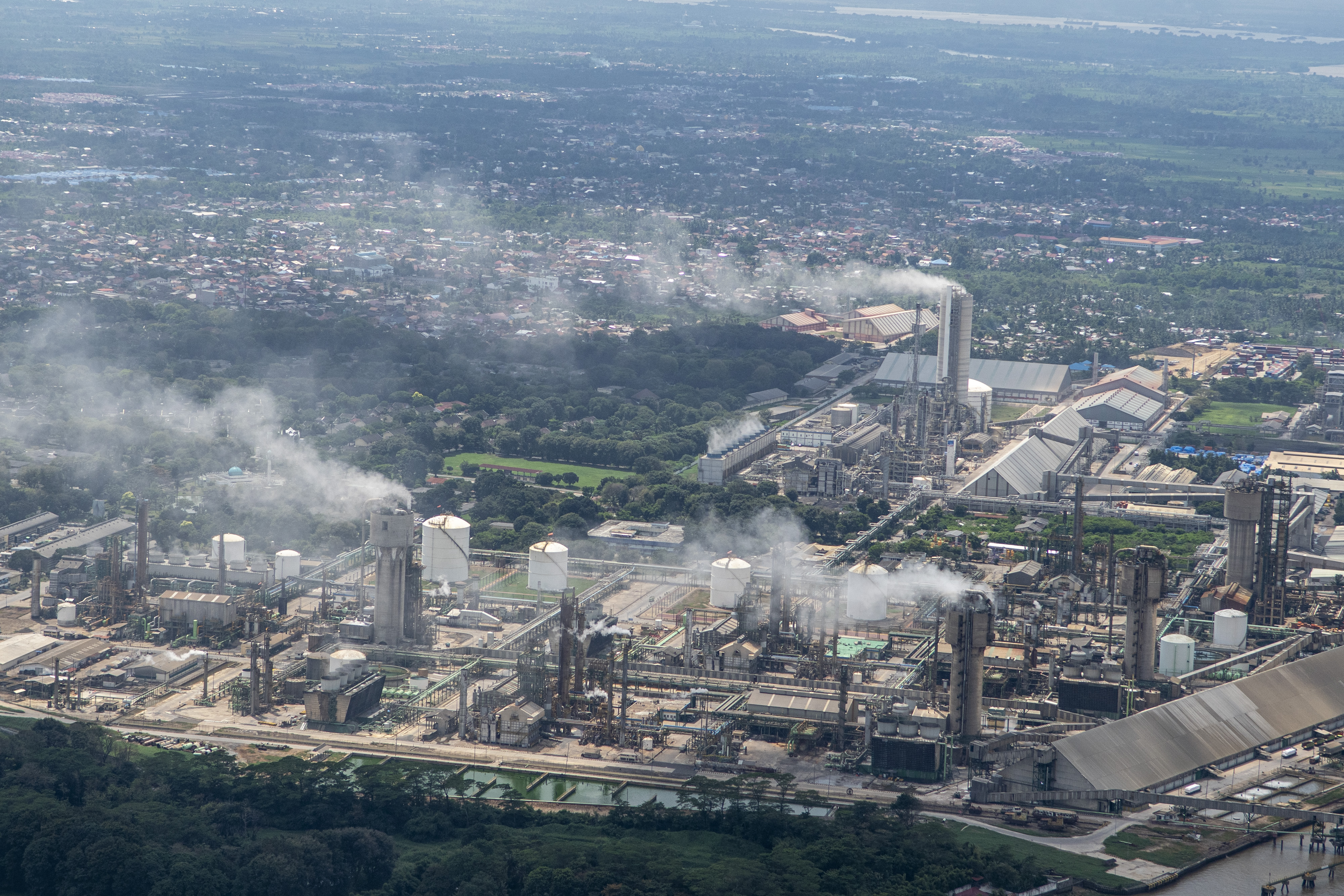 Foto area pabrik PT Pupuk Sriwidjaja Palembang 