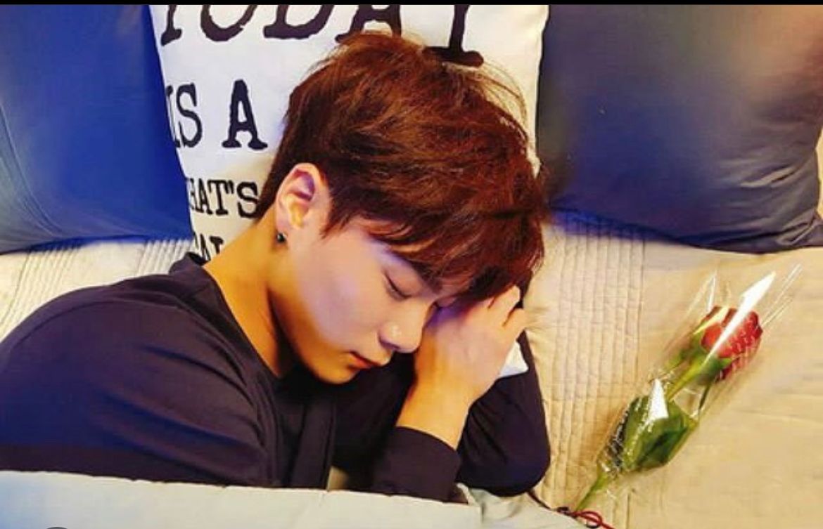 Moonbin Personil Band Korea Selatan Astro ditemukan meninggal dunia di kediamannya, Kamis (19/4/2023) malam waktu Korea Selatan.