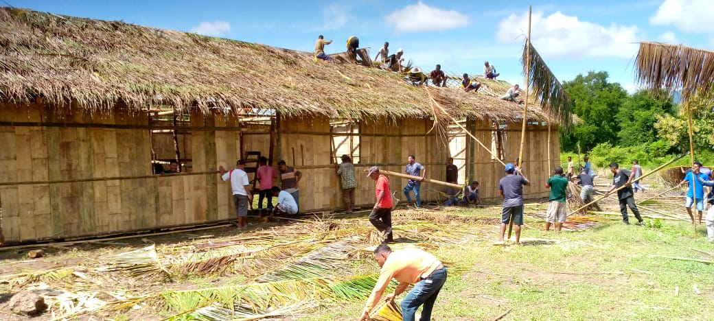 Gedung darurat SMKN Baniona Kecamatan Wotan Ulumado, Kabupaten Flores Timur.