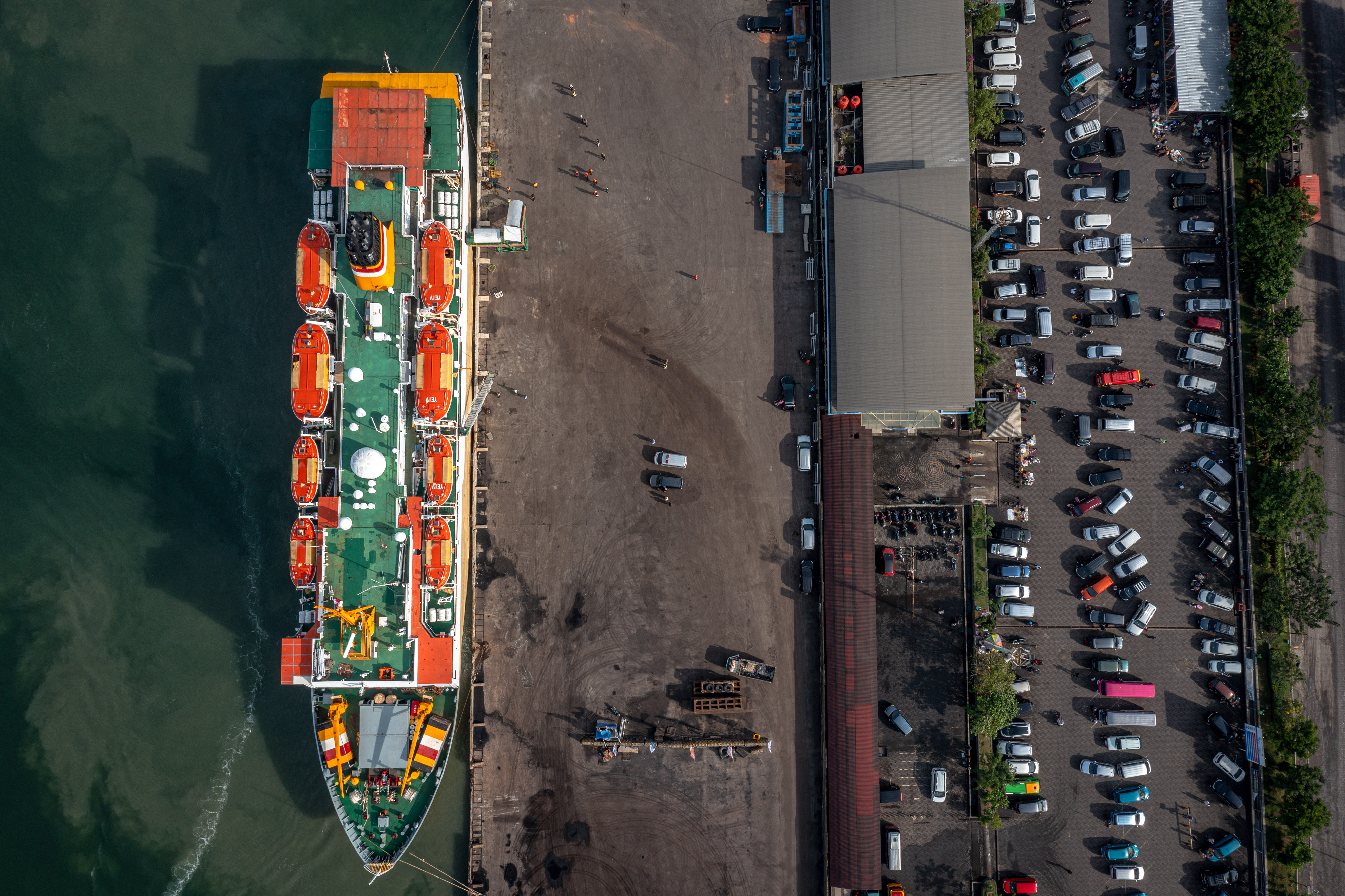 Pemprov Kalsel Sediakan 55 Minibus untuk Mudik Gratis