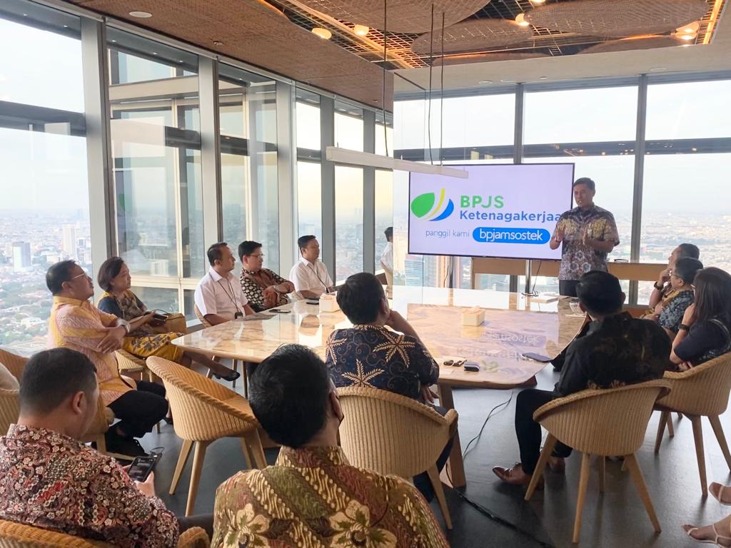 Dalam kegiatan Safari Ramadan, jajaran Direksi BPJS Ketanagakerjaan bertandang ke kantor PT Astra International Tbk , Rabu (5/4). 