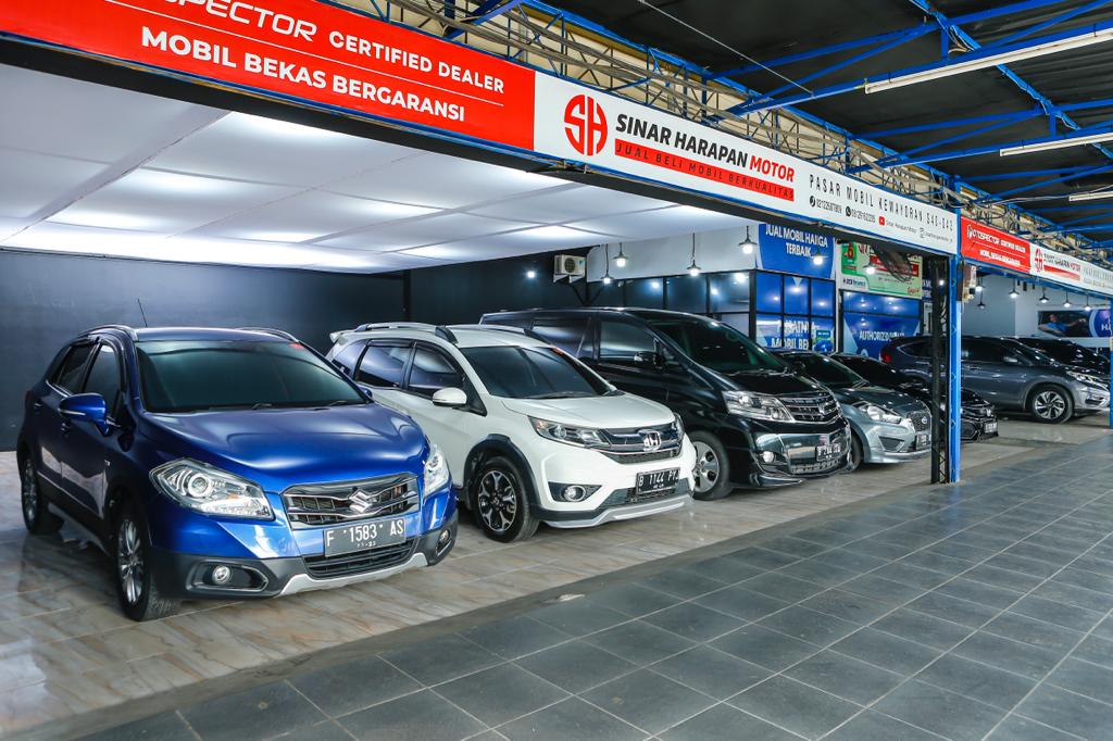Jelang Lebaran, Permintaan Kendaraan di Pasar Mobil Kemayoran Melonjak