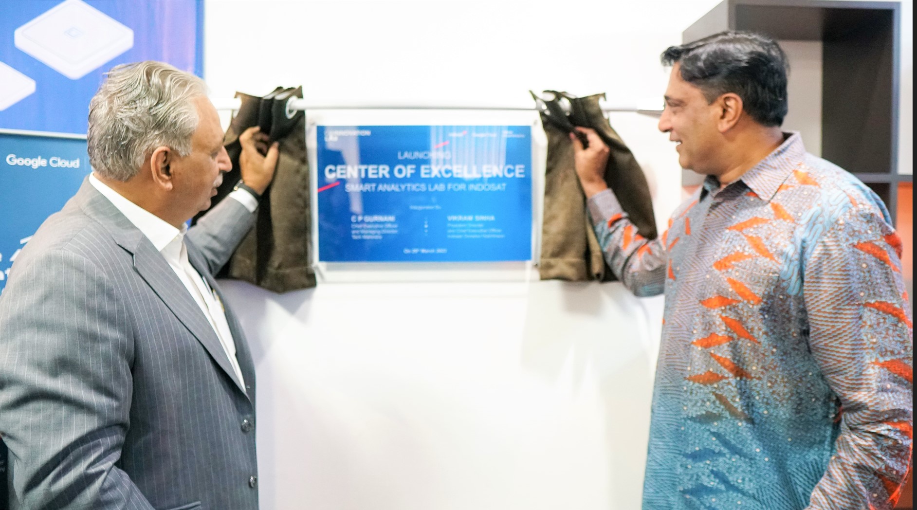 Peluncuran Google Cloud Smart Analytics dan Center of Excellence (CoE) lab oleh Indosat dan Tech Mahindra