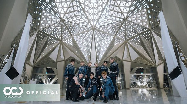 Grup musik K-pop Xodiac yang beranggotakan Zayyan.