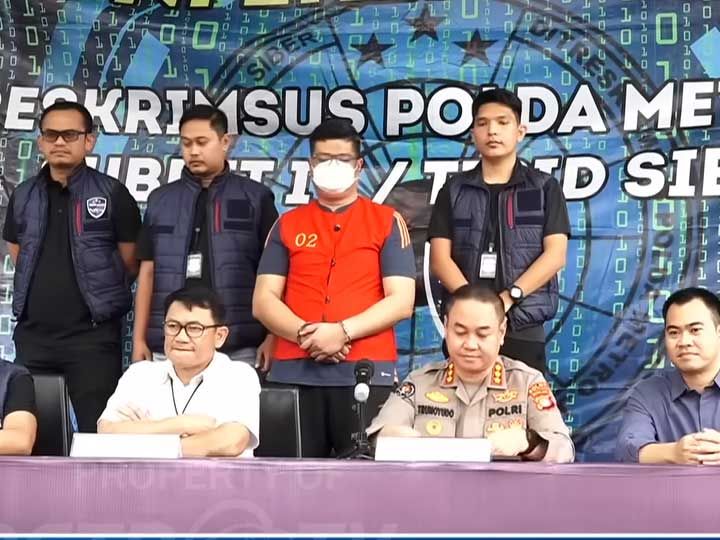 Pelaku pengganti QRIS di kotak amal masjid