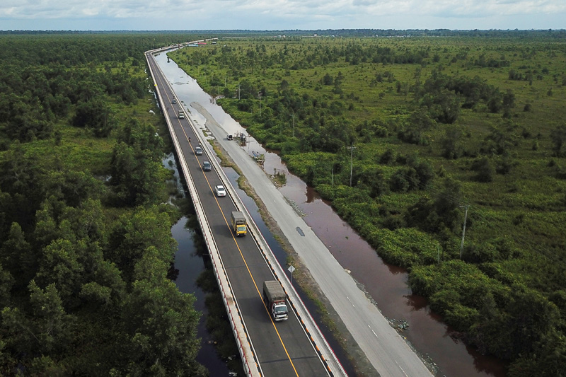 Pemudik yang menggunakan jalur Trans Kalimantan diminta waspadai 16 titik rawan kecelakaan.