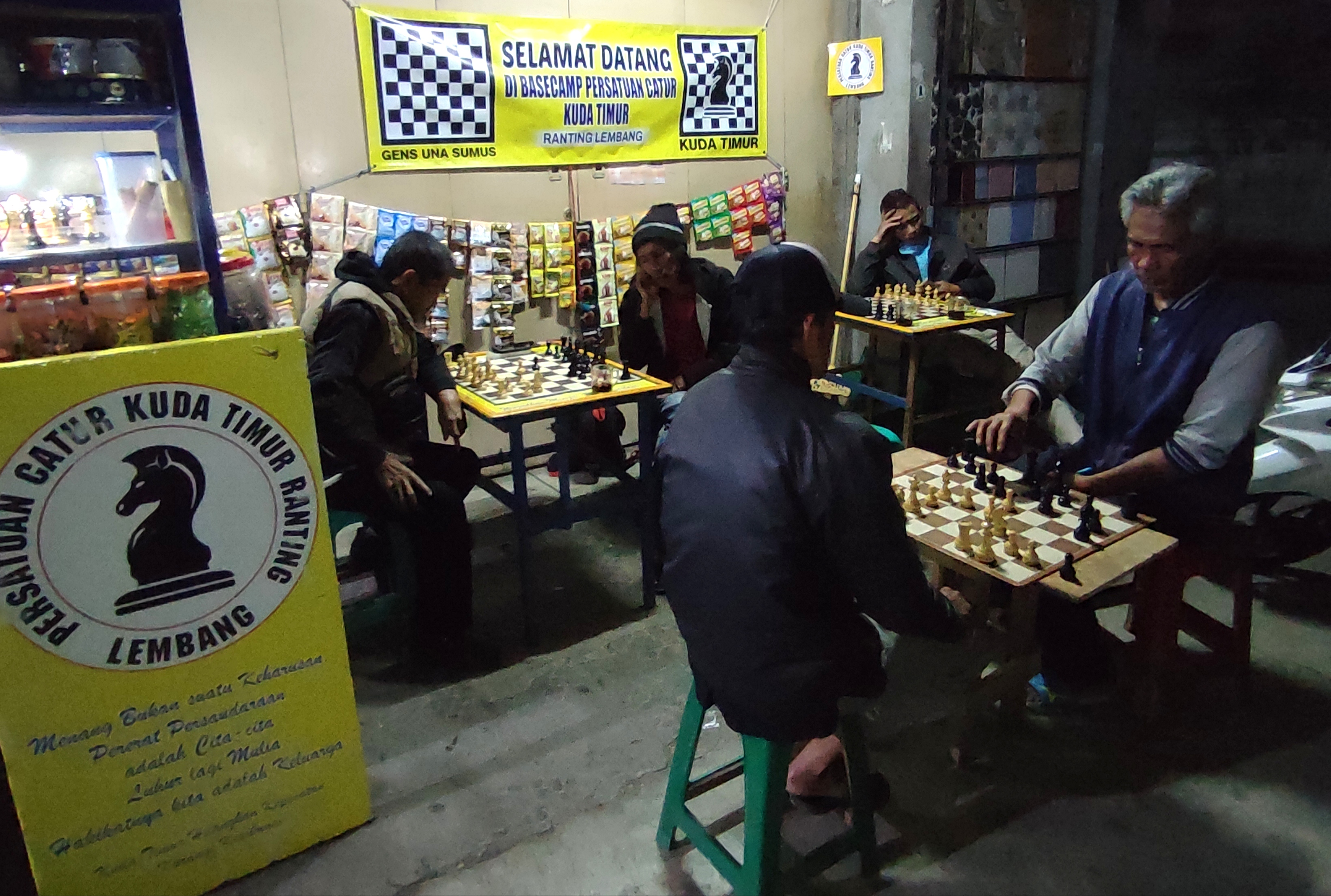 Komunitas pecatur di Lembang, Bandung Barat