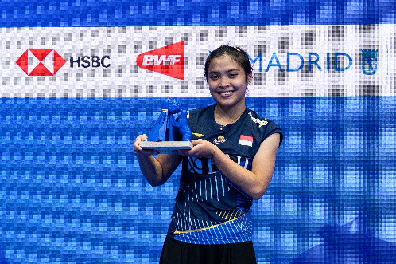 Tunggal putri Indonesia Gregoria Mariska Tunjung usai menjadi juara di Spain Masters.
