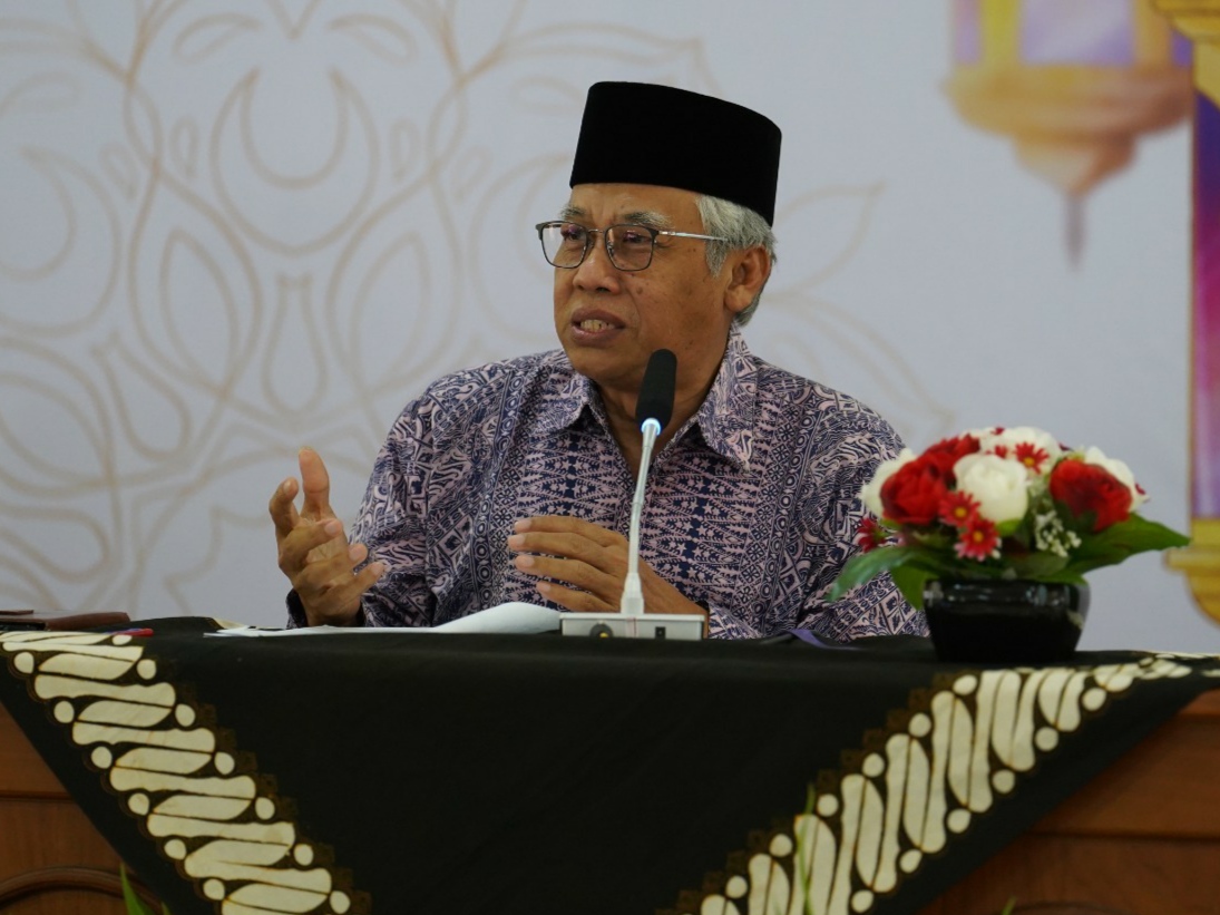 Tokoh Muhammadiyah Prof Munir Mulkan saat berceramah di Universitas Muhammadiyah Yogyakarta