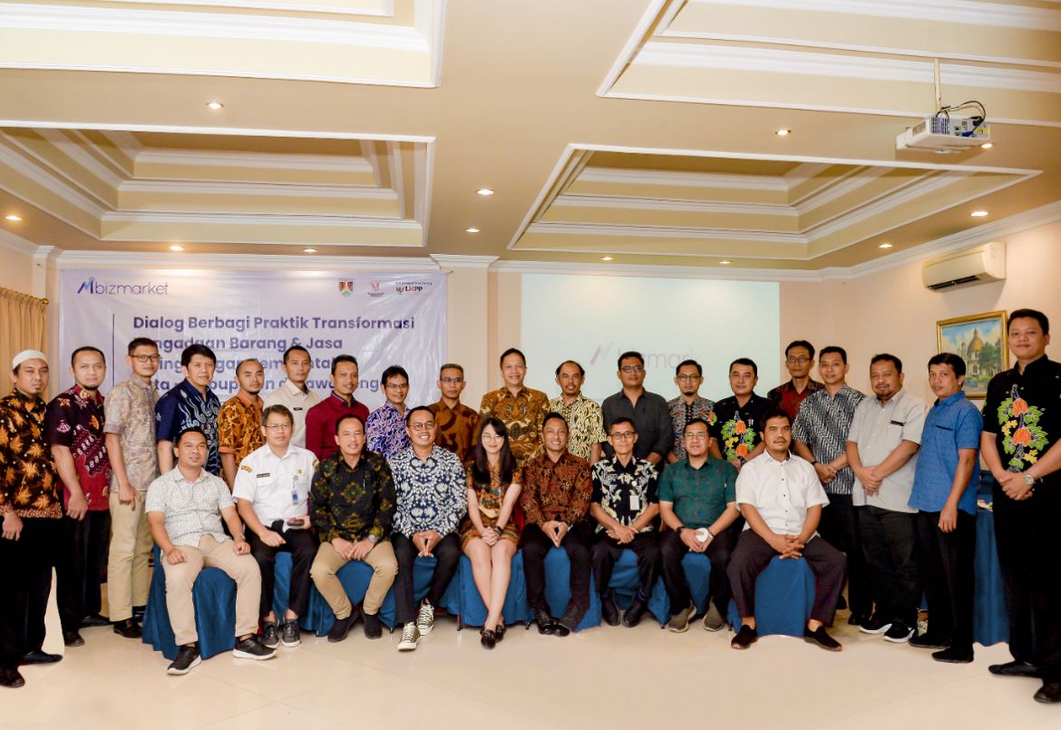 Mbizmarket mitra Toko Daring LKPP gandeng 13 Pemerintah Daerah sosialisasi pengadaan barang dan jasa (PBJ).