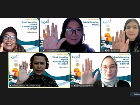 Komunitas Guru Satkaara Berbagi (KGSB) mengadakan Webinar KGSB bertajuk Teknik Konseling Kepada Korban Bullying di Sekolah, Sabtu (15/4).