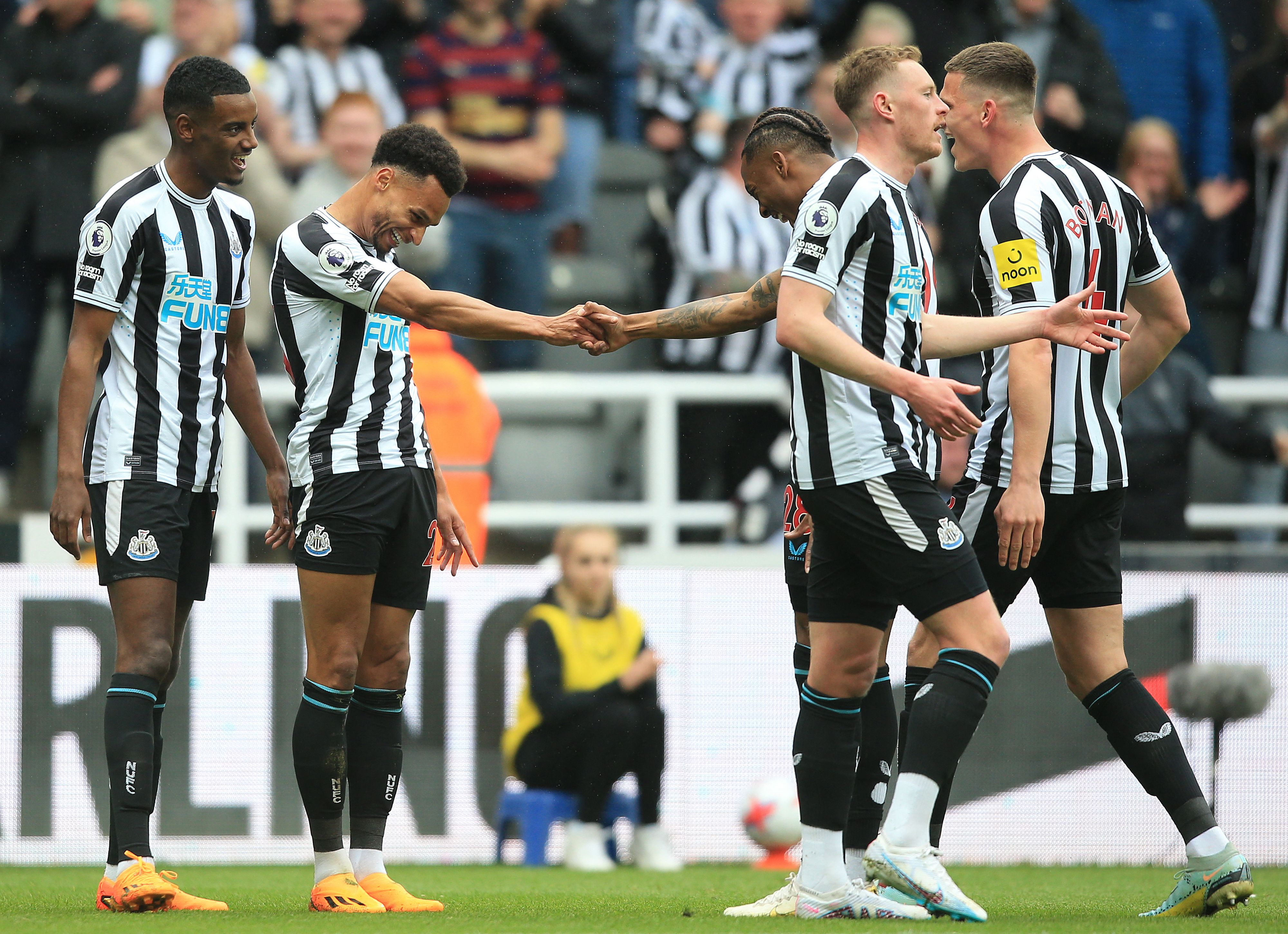Newcastle Cetak Setengah Lusin Gol ke Gawang Spurs