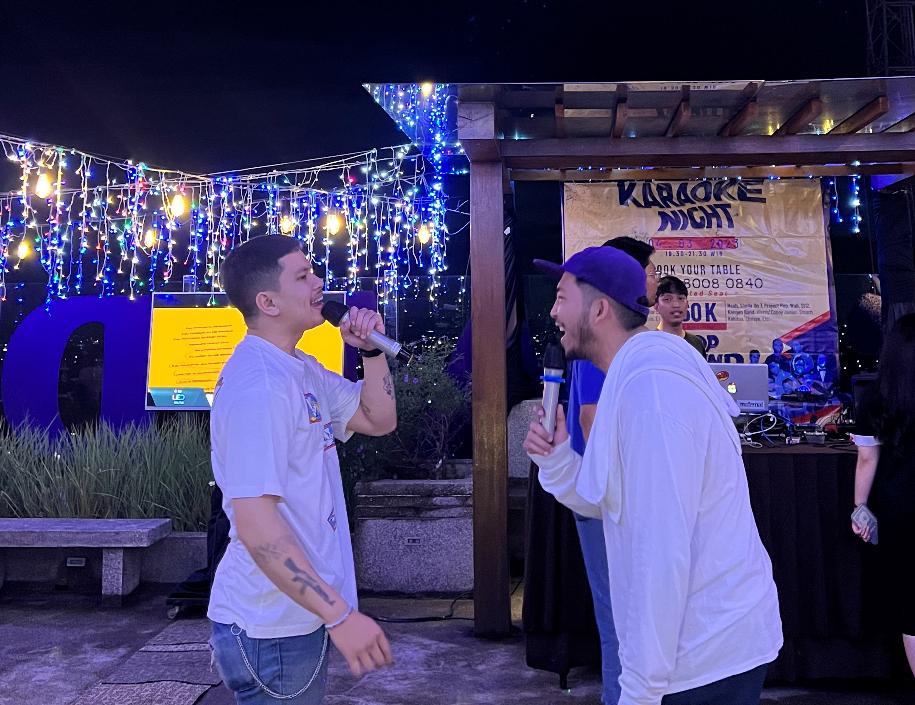 Koersi Sky Café kembali menghadirkan Karaoke Night dengan tema K-pop Night All Gen Party.