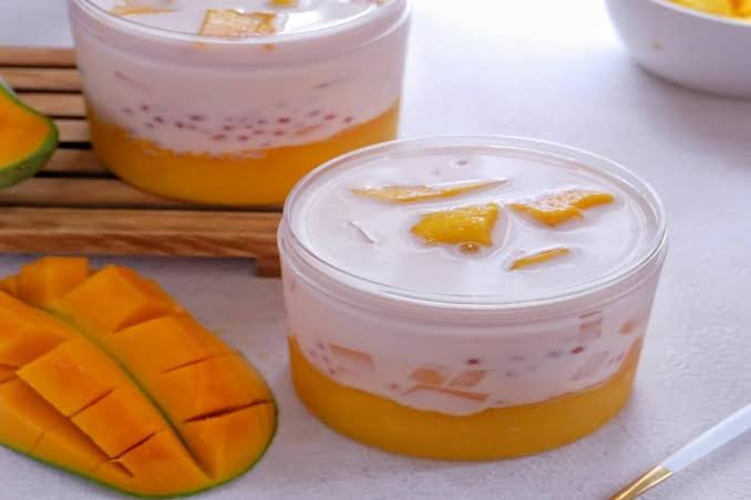 Chef Selebriti, Yuda Bustara membagikan resep Mango Sago dessert segar khas Hong Kong sebagai pilihan menu ifthar.