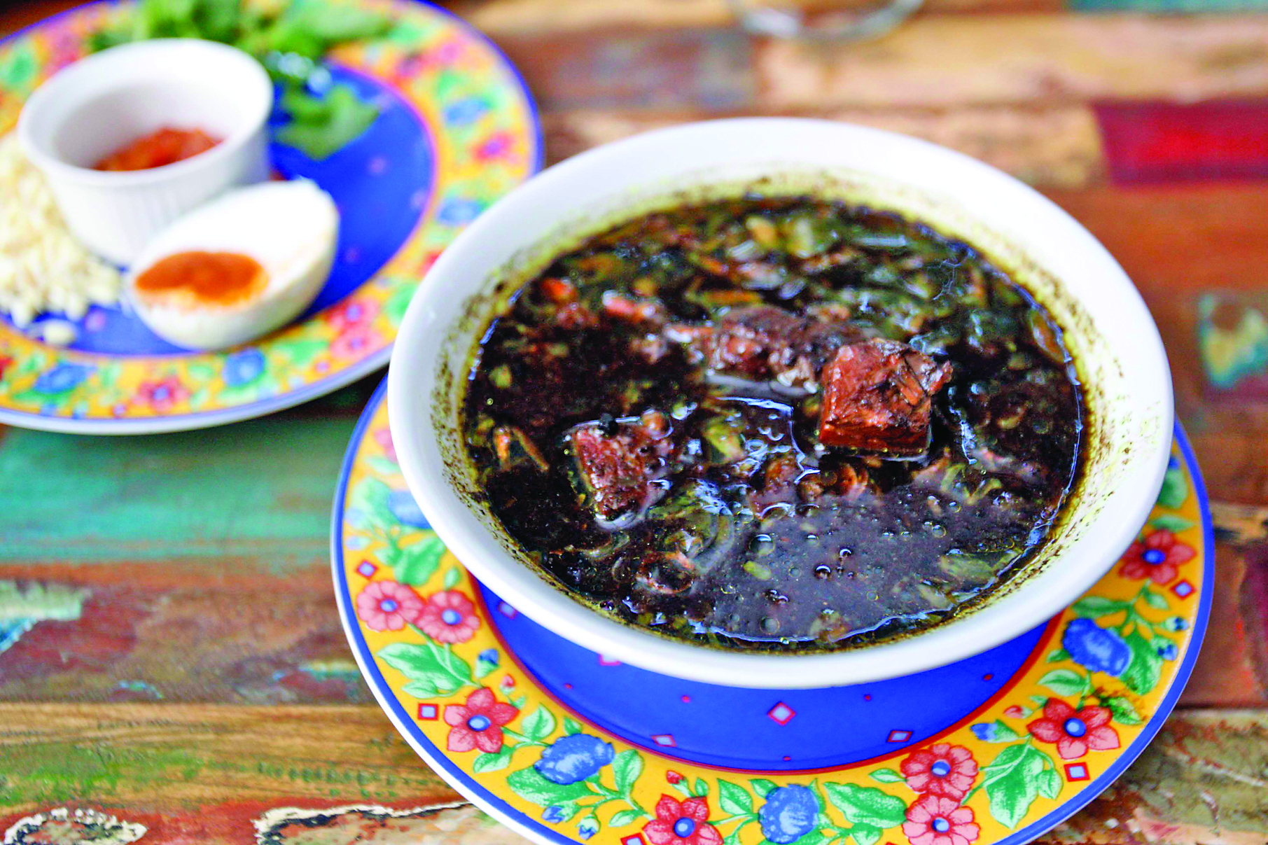 Salah satu makanan khas Jawa Timur, Rawon