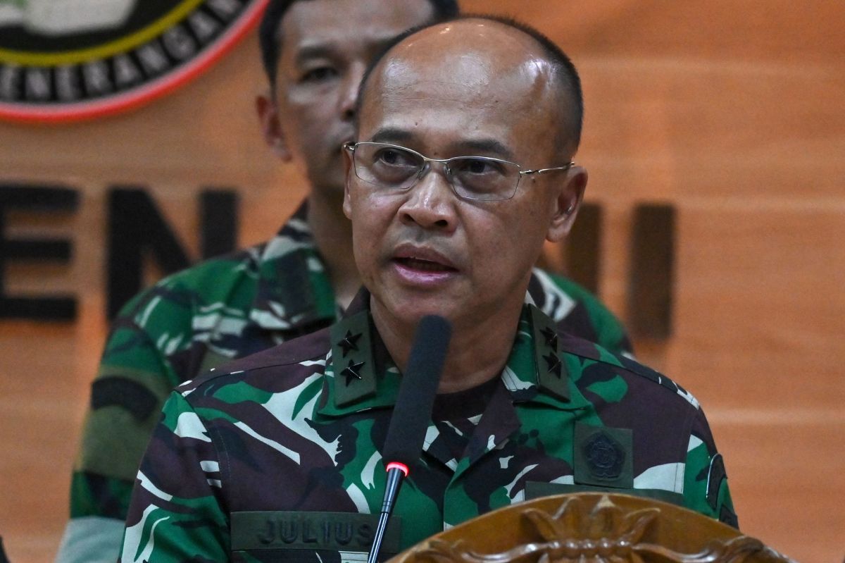 Kapuspen TNI Laksamanan Muda Julius Widjojono