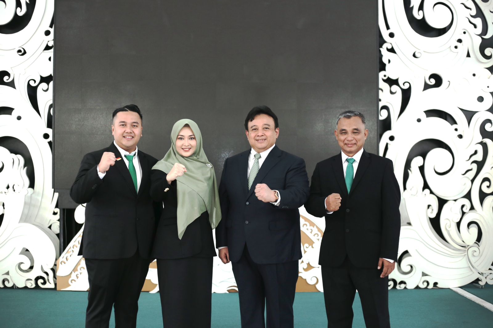 Jajaran Komisaris dan Direksi PT Bandung Daya Sentosa, BUMD Pemkab Bandung yang baru dikukuhkan Bupati Dadang Supriatna