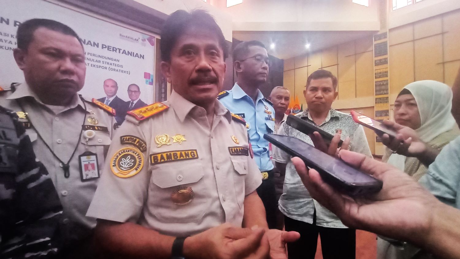 Kepala Badan Karantina Pertanian, Bambang, di Kupang, Nusa Tenggara Timur