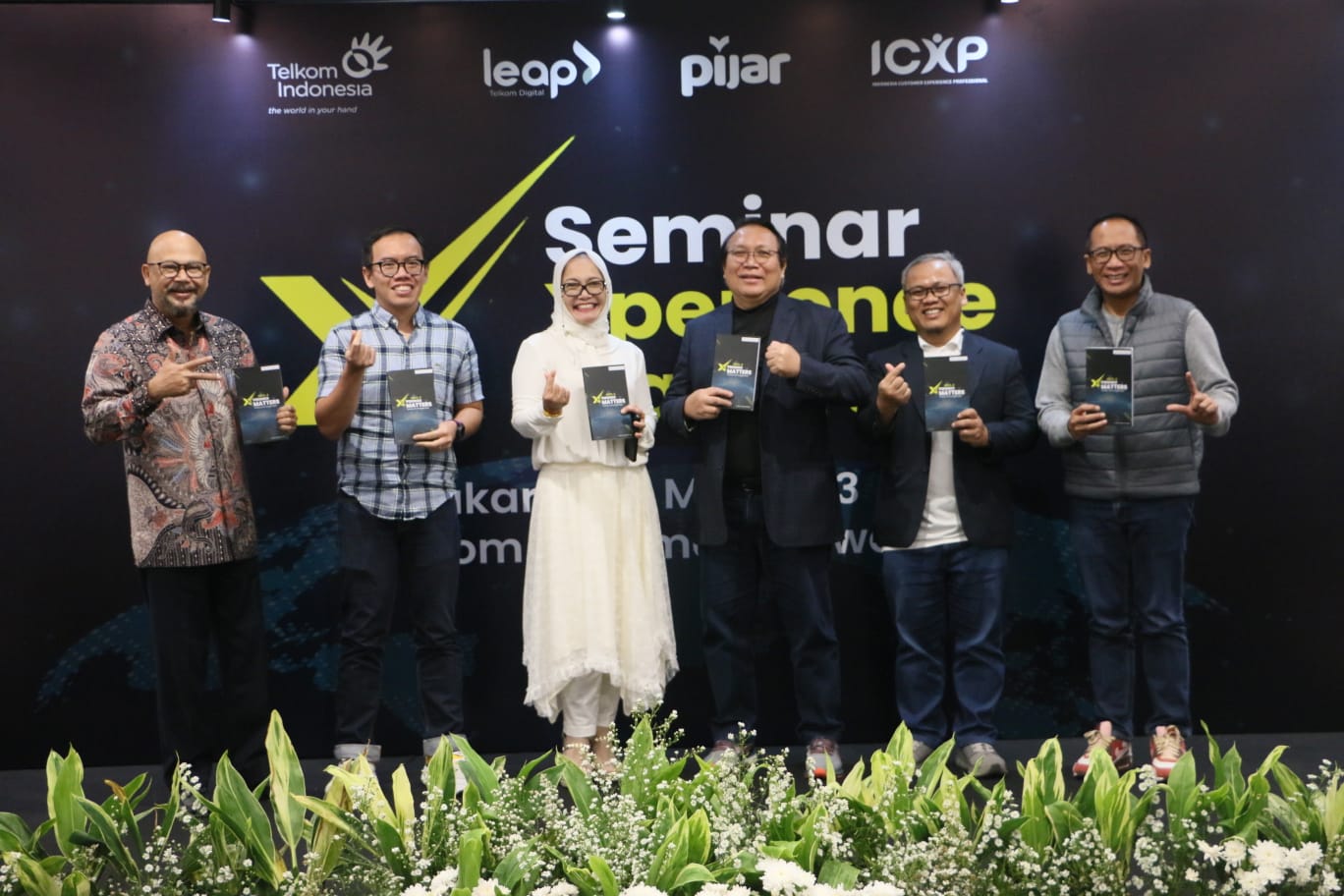 Rilis Buku ABCDX, Warga tidak Perlu Khawatir dengan Lahirnya Teknologi Mutakhir