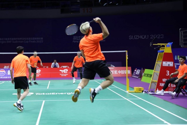 Timnas Indonesia berlatih di area gelaran Piala Sudirman.