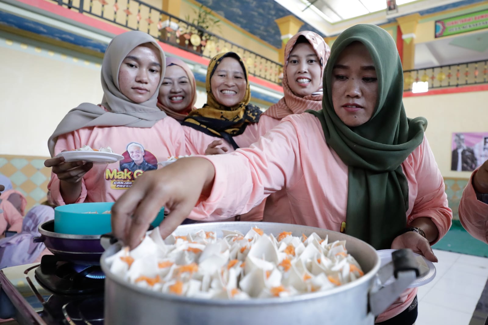 Pelatihan membuat dimsum oleh Mak Ganjar Tasikmalaya