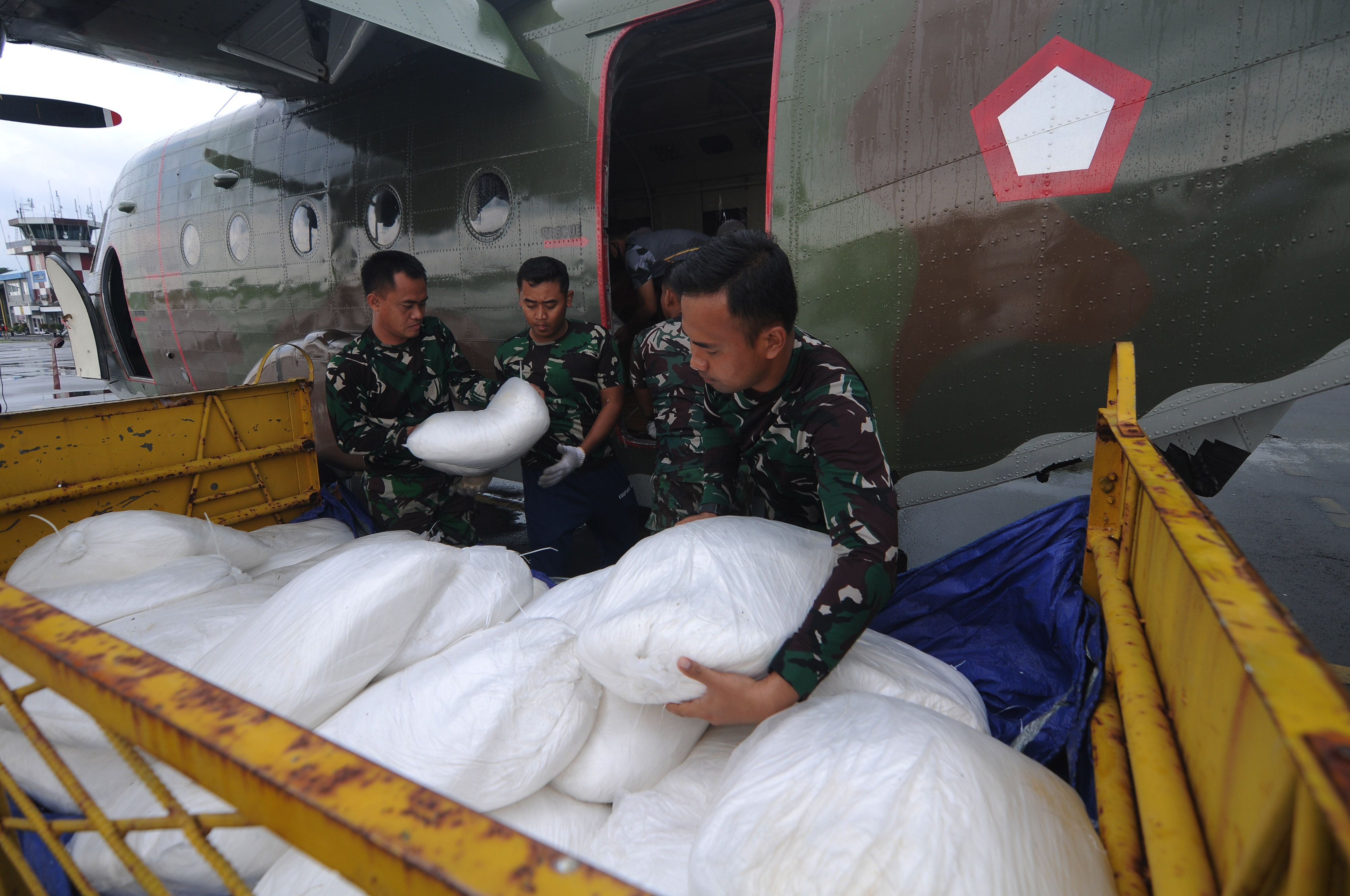 Teknologi Modifikasi Cuaca Cegah Karhutla Mulai Dilakukan di Riau