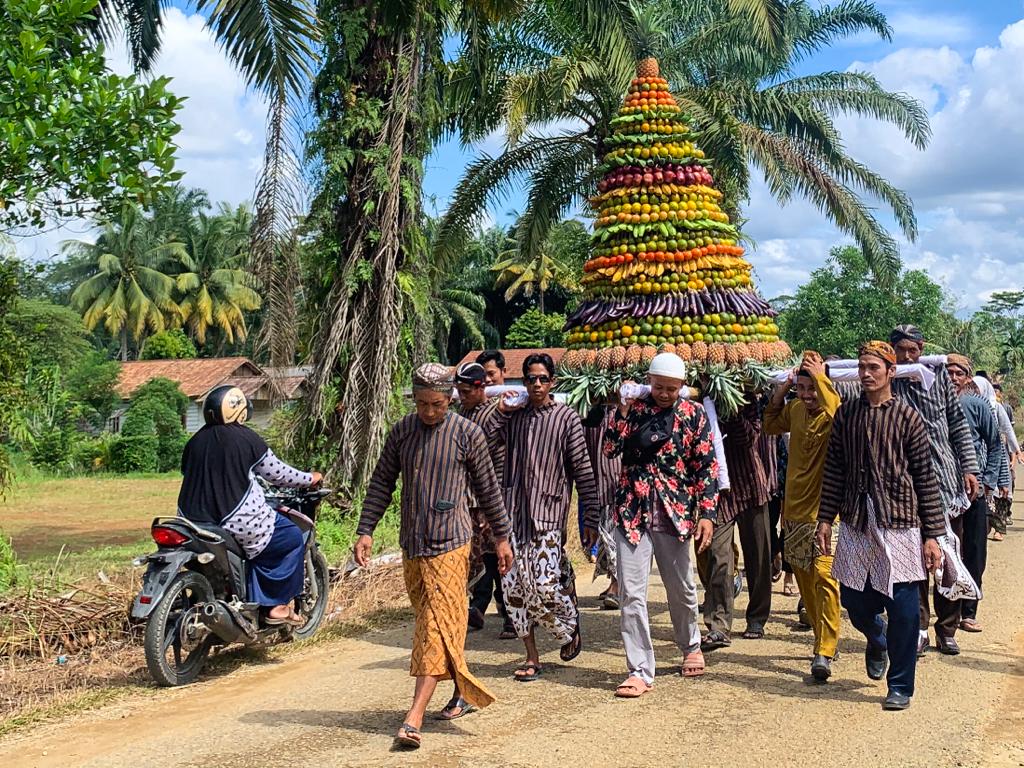 Perayaan HUT Masyarakat transmigran di Kabupaten Tebo, Jambi