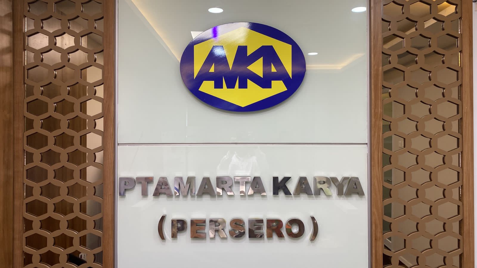 PT Amarta Karya (AMKA).