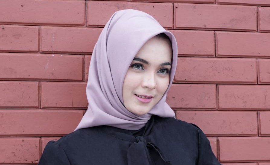 Nurul Munira Rilis Single Syahadat Cinta