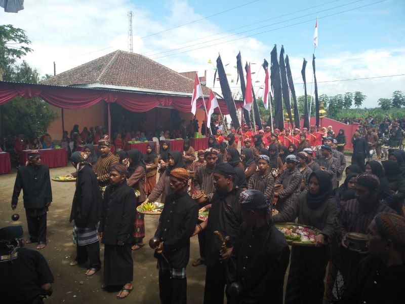 Desa Onje mengkukuhkan diri sebagai dewa wisata religi yang memiliki berbagai objek religi dan budaya.