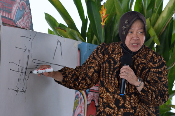 Menteri Sosial, Tri Rismaharini.