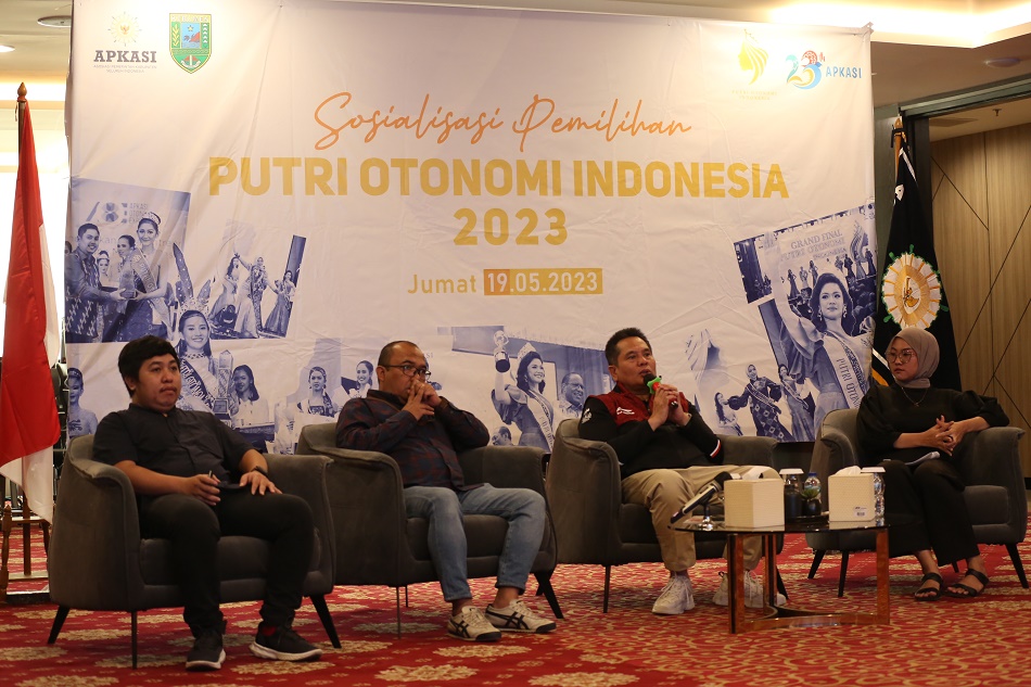Direktur Eksekutif Apkasi Sarman Simanjorang saat sosialisasi Pemilihan Putri Otonomi Indonesia 2023 di Jakarta.