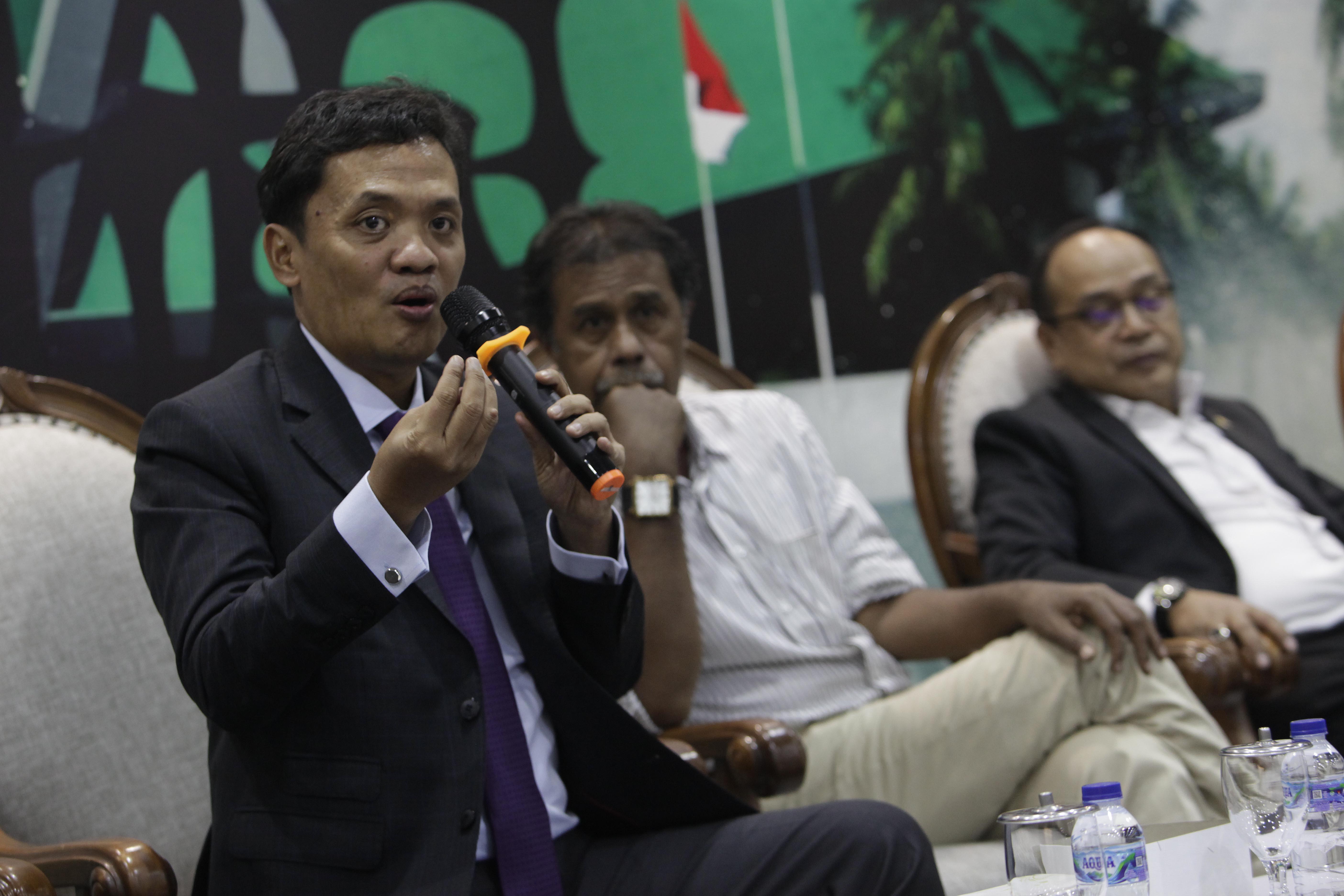 DPR Tunggu Sikap Resmi Pemeirntah Tentang Pimpinan KPK