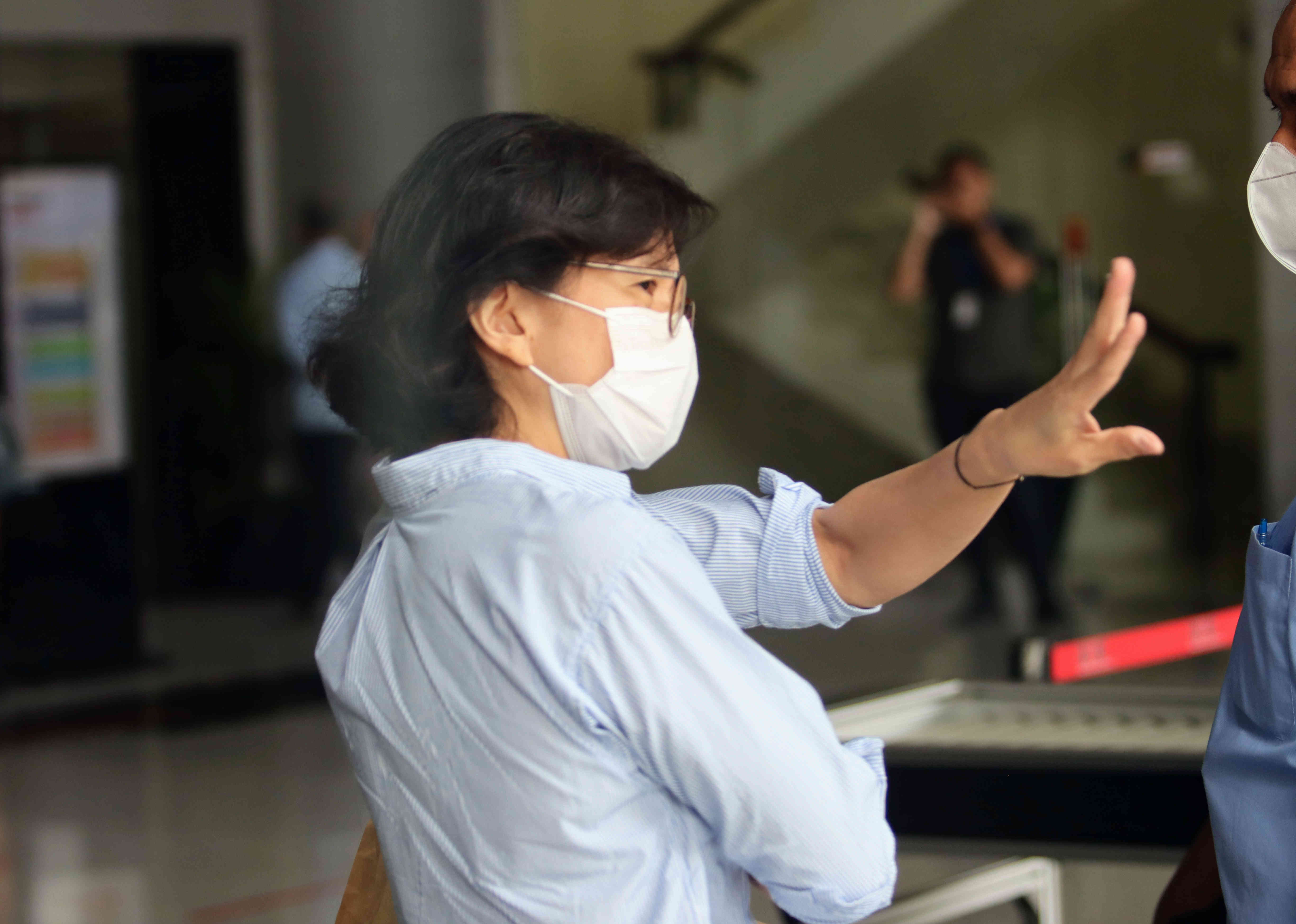 Grace Dewi Riady atau Grace Tahir saat diperiksan sebagai saksi untuk kasus TPPU Rafael Alun Trisambodo