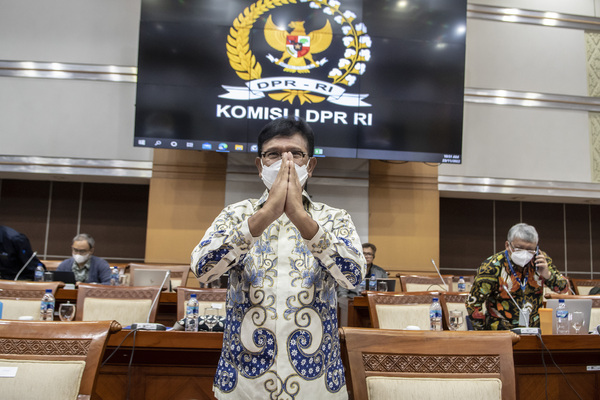 Menkominfo Johnny G Plate di Komisi I DPR.