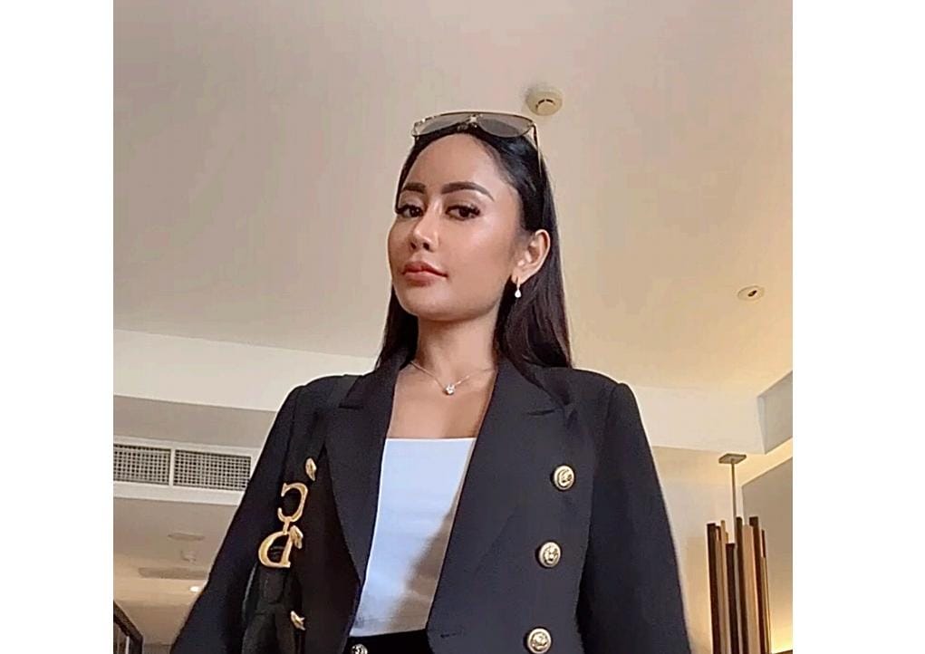 Selebgram Utami Mayang Sari atau Cinta